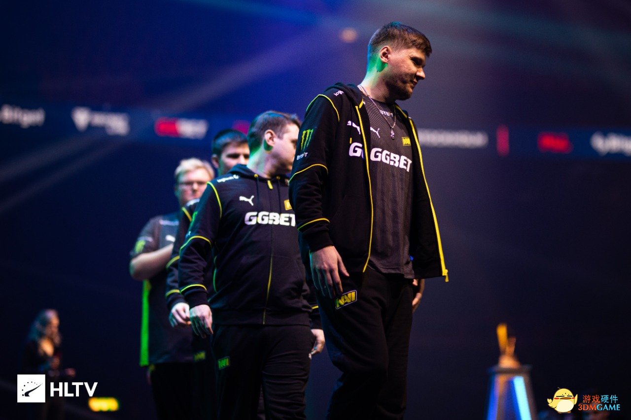 正如足球界 正如足球界