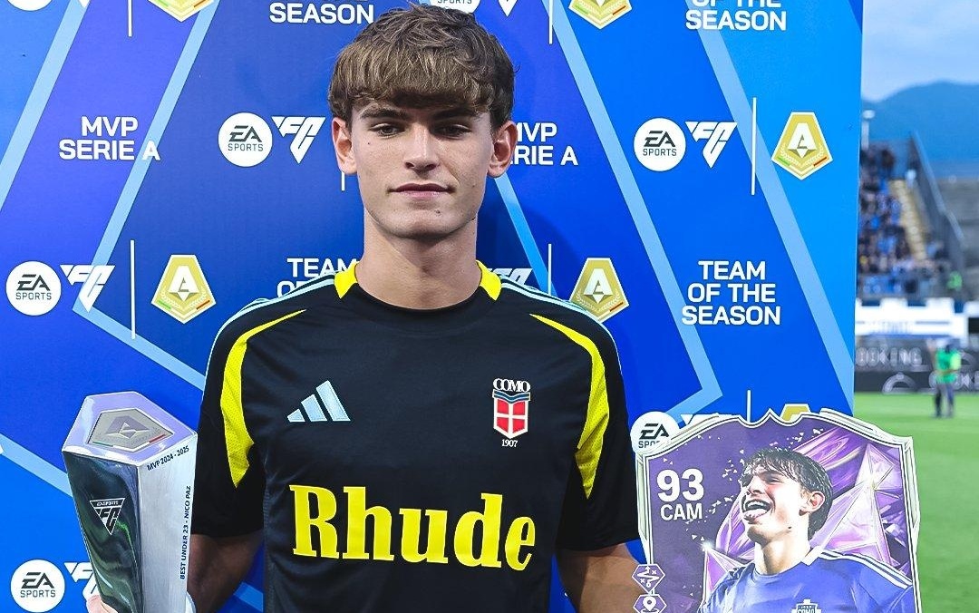 两队球迷各 两队球迷各