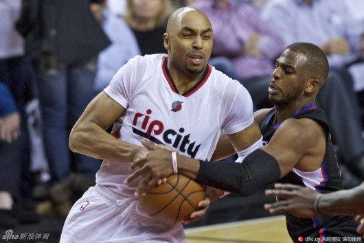 起紧密相连 起紧密相连